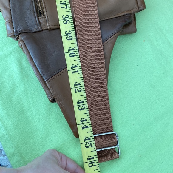 Men's Crossbody bag genuine leather. - Picture 9 of 16